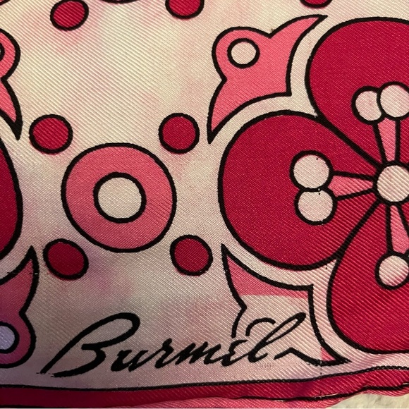 VTG  Burmel Italy Silk Square Scarf Mod Geometric Flower Pink And White 25in - Picture 3 of 9